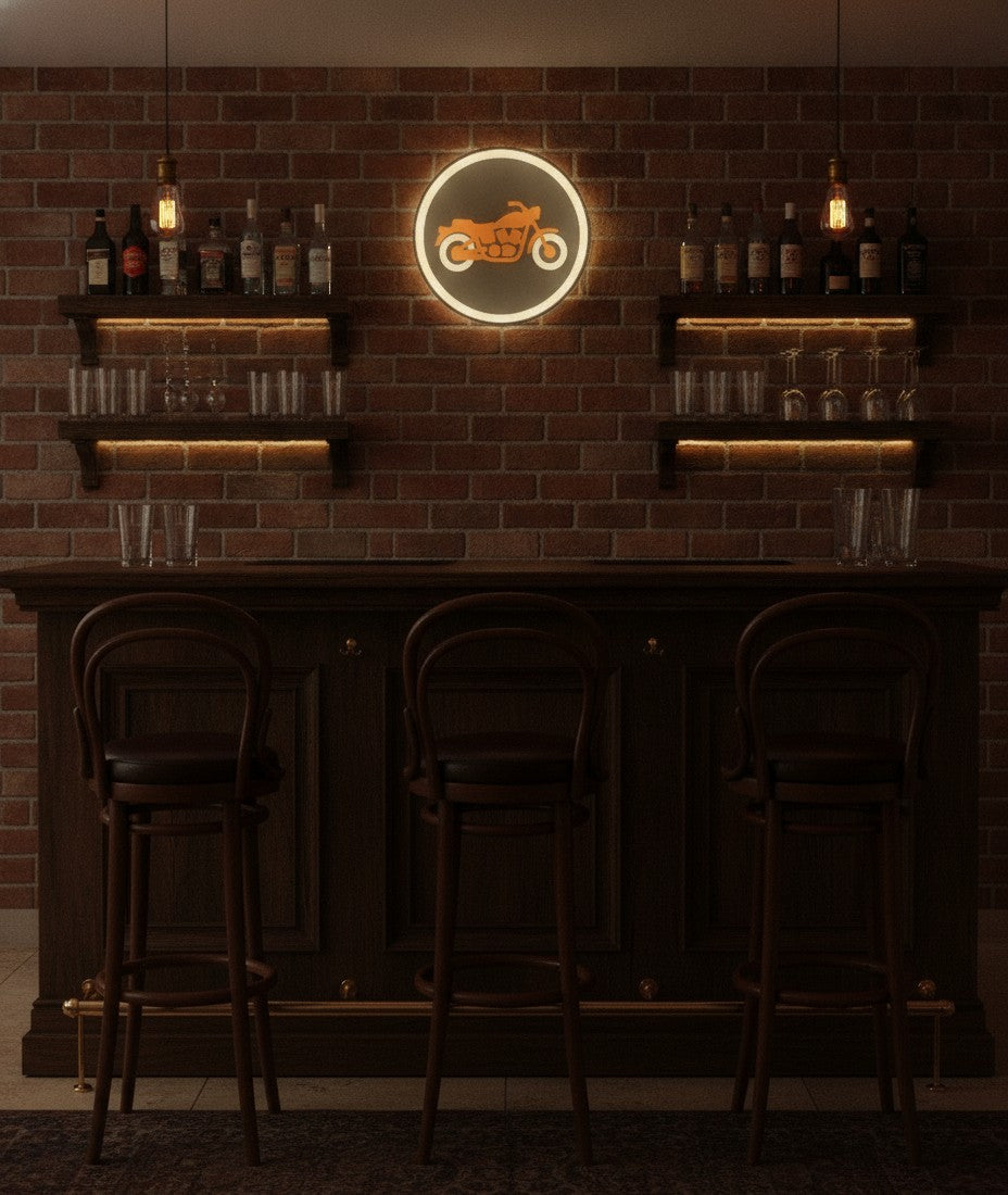 Motorrad LED-Lampe in der Kellerbar