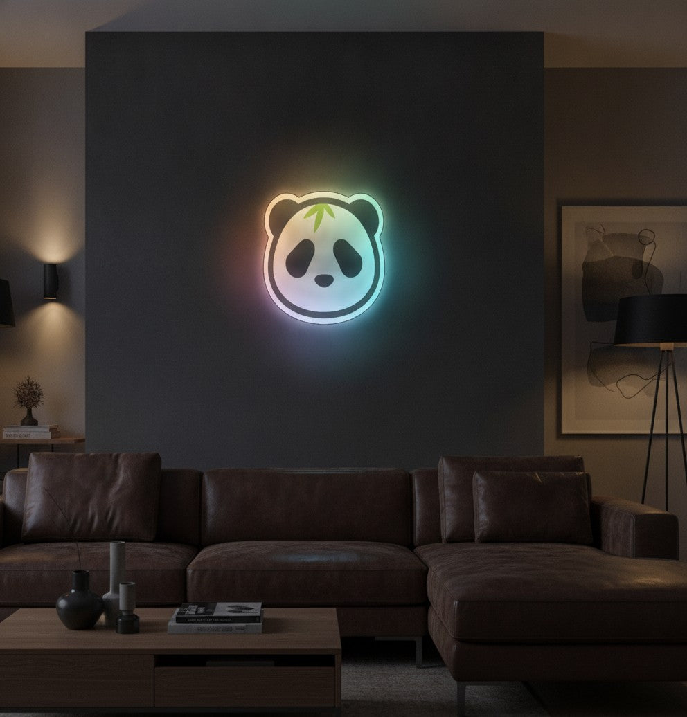 Panda LED-Lampe an der Wand im Wohnzimmer