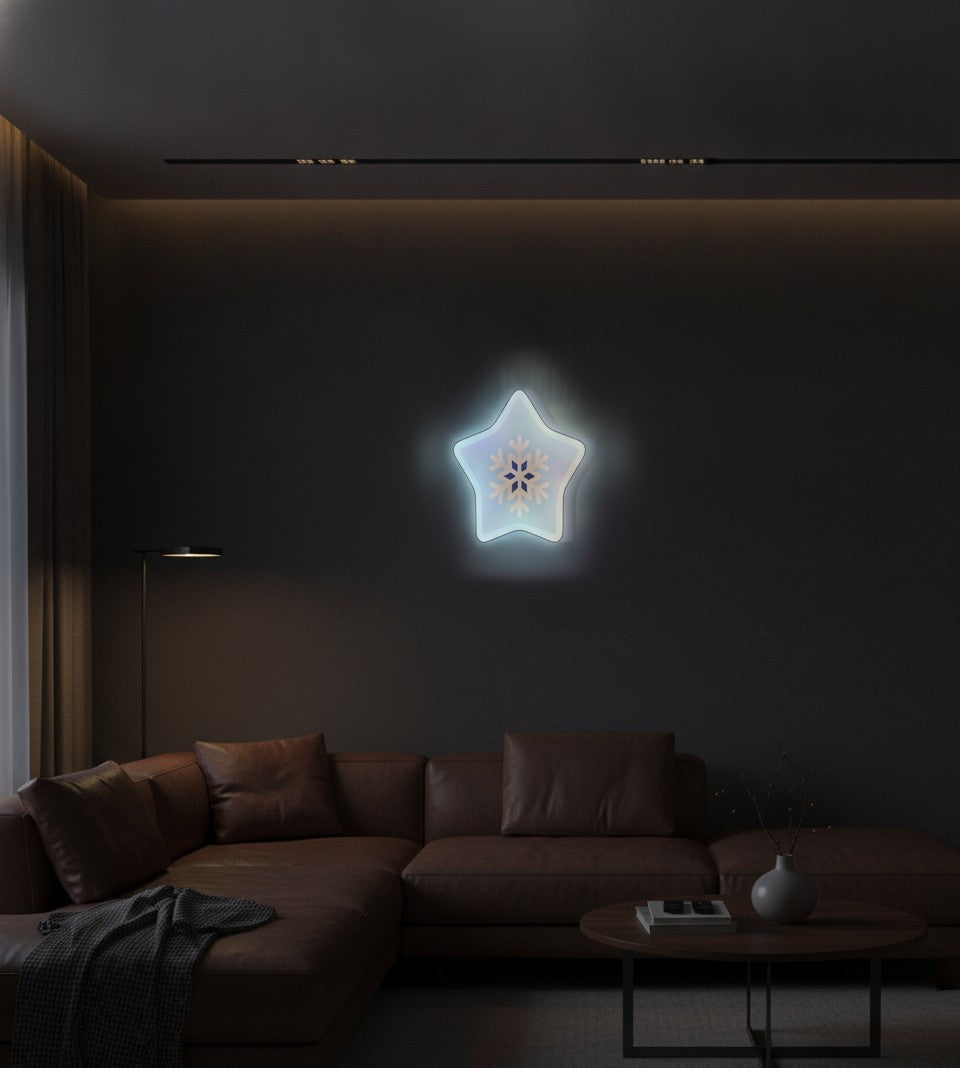 Schneeflocke LED-Lampe an der Wand im Wohnzimmer
