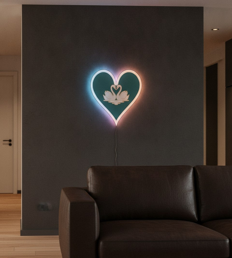 Schwanenpaar LED-Lampe an der Wand im Wohnzimmer