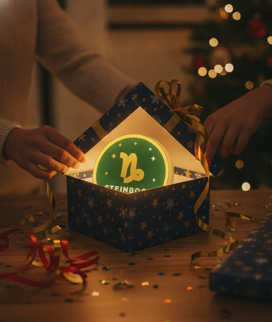 Sternzeichen Steinbock LED-Lampe als Geschenk beim Auspacken